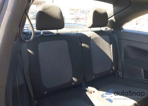 2018 Volkswagen Beetle 2.0T Coast/2.0T S из США, поврежденный, VIN 3VWFD7AT4JM709722